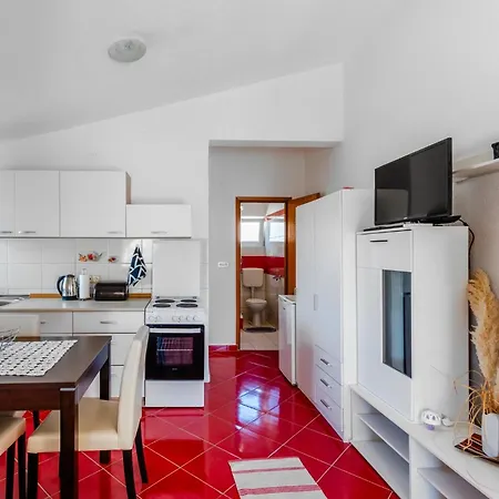 Appartamento Hasnek Vir