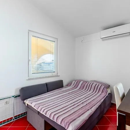 Hasnek Apartment *
