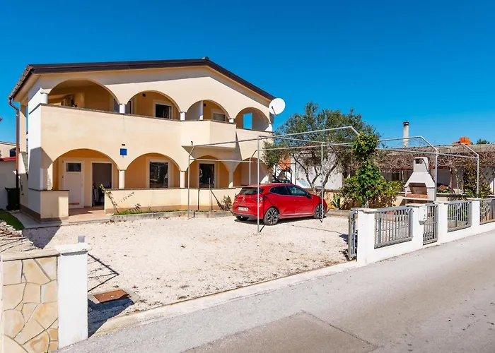 Appartement Hasnek *